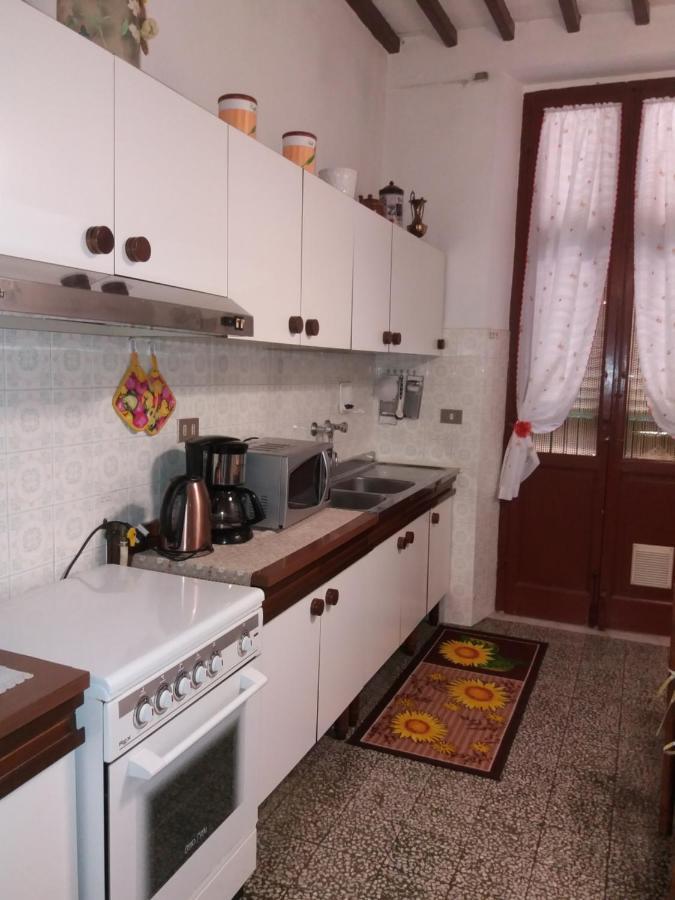 Casa Tarrini Apartment Chianni Luaran gambar