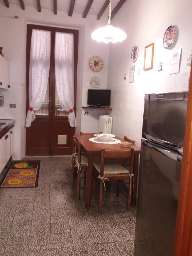 Casa Tarrini Apartment Chianni Luaran gambar