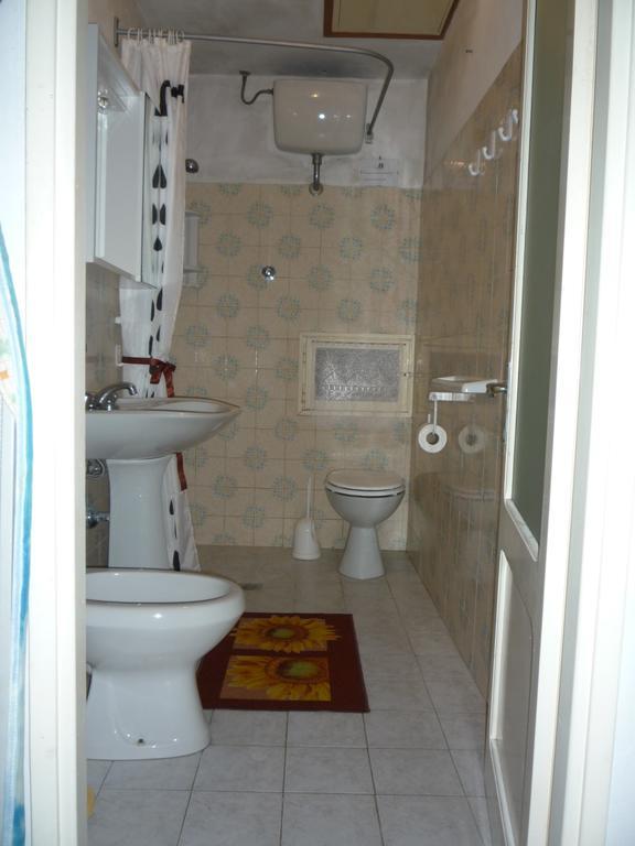 Casa Tarrini Apartment Chianni Luaran gambar