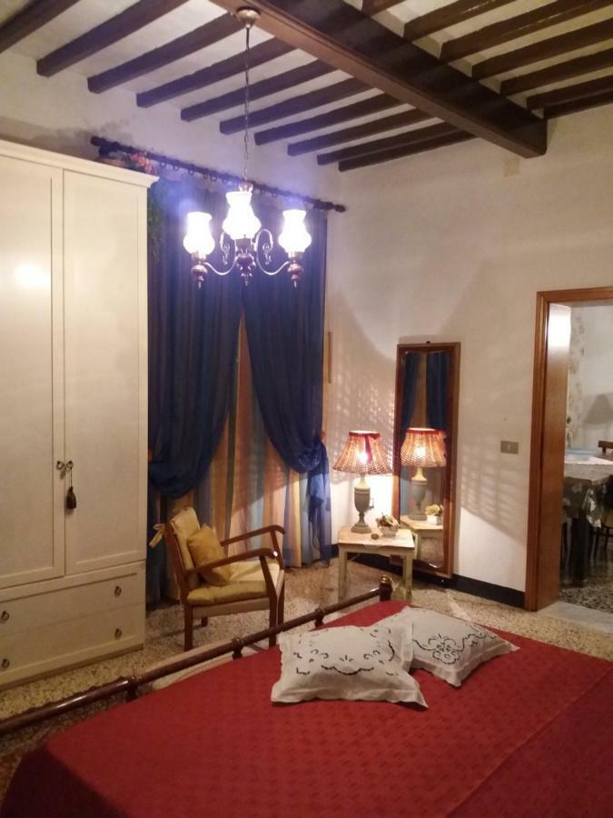 Casa Tarrini Apartment Chianni Luaran gambar